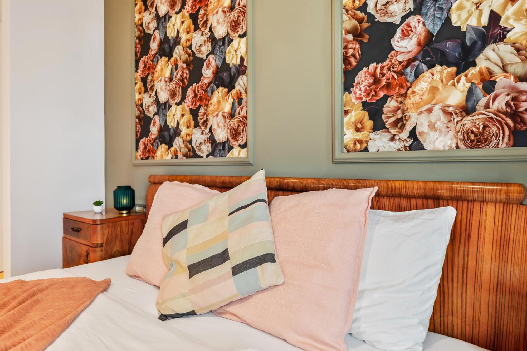 Stylish Flower Power Studio - Close To City Center & Public Transport - Ac & Wifi Vienna Luaran gambar